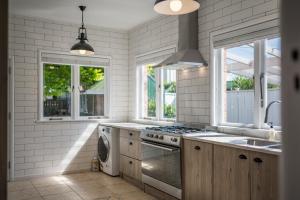 Castle Charm with Modern Interiors, Steps to Shops