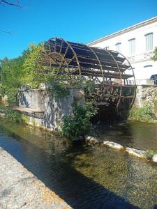 Appartements Gite LE PETIT LUBERON COQUELICOT : photos des chambres