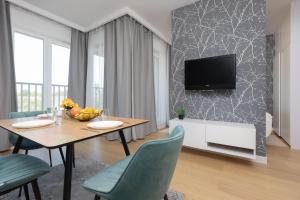 Apartments Wola with Parking in Warsaw City Center by Renters