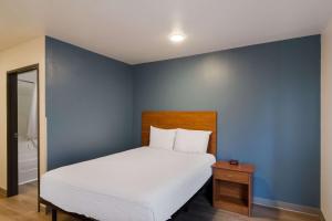 Standard Double Room - Non-Smoking room in WoodSpring Suites Jacksonville I-295 East