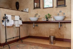 Entumoto Safari Camp - Masai Mara