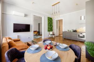 Elegant and spacious holiday home