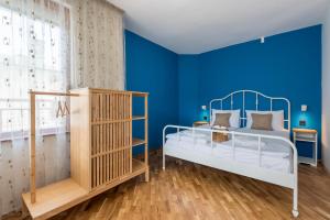 Burov Apartment - artistic apartment in the heart of Varna suitable for up to 4 guests