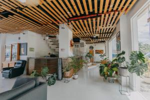 The Marc Vannelli Oslob