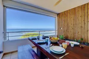 Plein la vue - T4 Saint Leu 1ère ligne Pieds dans l'eau - A. Dubuisson