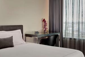 Superior Twin Room room in Park Plaza London Park Royal