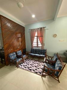 Dzanz Homestay