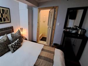 No. Forty2 on President