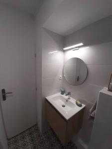 Appartements Appartement 3* joliment renove a 150m des thermes : photos des chambres