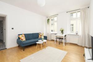 Bright & Comfortable Apartment Garbary 35 Poznań Old Town by Renters