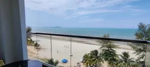 TIMURBAY KUANTAN -BEACHFRONT PARADISE GETAWAY - Kampong Padang Tenggala