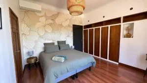 Chambre Amaryllis au Domaine de l'Aven - 维拉尔泽卡巴尔代