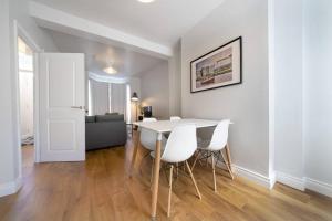 Cosy 2 Bedroom Town House Close To City Centre