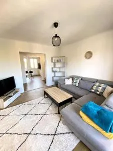 l'emplacement idéal-Free parking à 5mn du centre - 安热尔桑