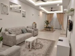 Anis Homestay Nilai - Kampong Jerangkang