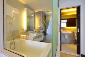 Specious Luxury 2 bedrooms Apt.