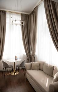 Jensen Luxury Suites