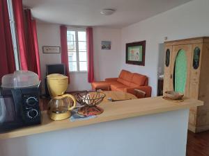 Appartements Loft vue imprenable sur le vieux Saintes : photos des chambres