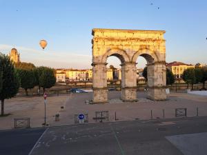 Appartements Loft vue imprenable sur le vieux Saintes : photos des chambres