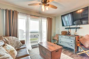 Family Beach Retreat with Pool and Views in Galveston