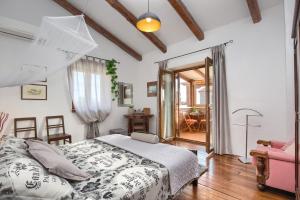 Villa San Andrea - ideal for families, 8 adults, 2 children up to 5 years, 1 children up to 1 years