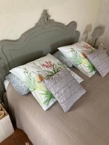 B&B / Chambres d'hotes Les Pensions du Joslin : Chambre Double - Vue sur Jardin