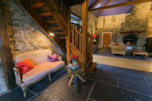 Tal Y Bont Uchaf Stables