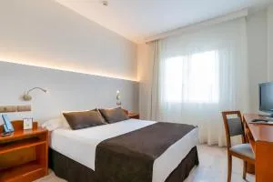 Ponferrada Plaza - San Esteban de Valdueza