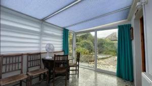 Seagulls Porthcothan Bay Cottage