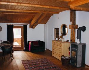 Stilvolle 2,5 Zimmer, Ferienwohnung in Sent