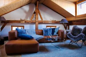 Stilvolle 2,5 Zimmer, Ferienwohnung in Sent