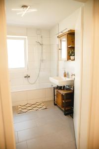 Shine Apartment Wackersdorf I