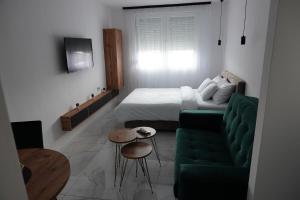 "Handmade" Apartment