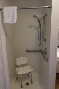 Double Room - Disability Access room in Riviera Motor Lodge