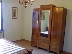 A fine 2 bedroom stone house in Emila
