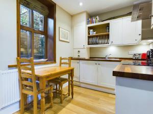 Stoneswood Cottage & Garden, Delph, Saddleworth