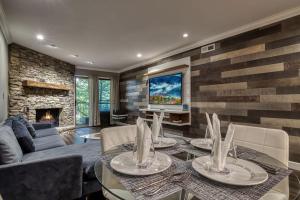 A Stones Throw, Relax & Unwind Free attraction Tickets, WIFI