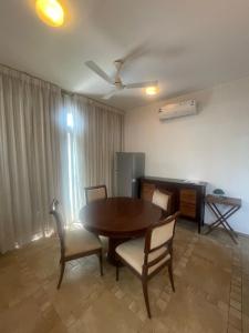 VILLA M - JIA 4 CANDOLIM GOA 3BHK, Pool Facing, Near Beach, Free Breakfast, Free WIFI and Prime location