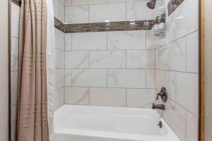 Stylish Uptown Butte Condo - 632