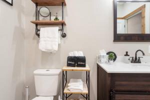 Stylish Uptown Butte Condo -634