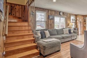 Football Fans Lake Retreat - 5 Mins to Gillette!