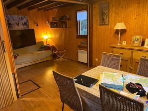 Chalets Chalet de montana : photos des chambres