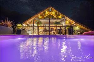 Chalets Le Chalet des Eaux - Thermes - Ski : photos des chambres