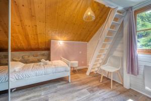 Chalets Le Chalet des Eaux - Thermes - Ski : photos des chambres