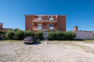 Apartments by the sea Razanac, Zadar - 5766