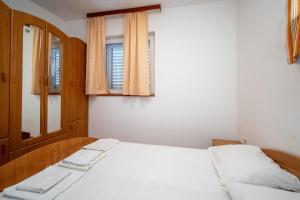 Apartments by the sea Razanac, Zadar - 5766