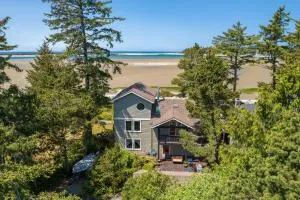 Siletz Bay Beach House - Salishan Beach