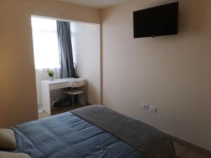 Piso completo grande 6 habitaciones, 13 plazas