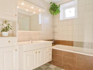 Appartement spacieux 3 pièces avec Wi-Fi et parking à Saint-Chaffrey - FR-1-762-16