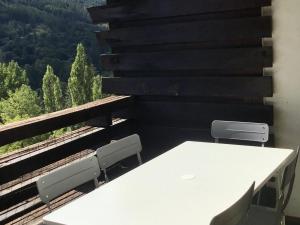 Appartement 2 Pièces + Coin Montagne pour 6 avec Parking et Wi-Fi - FR-1-762-20